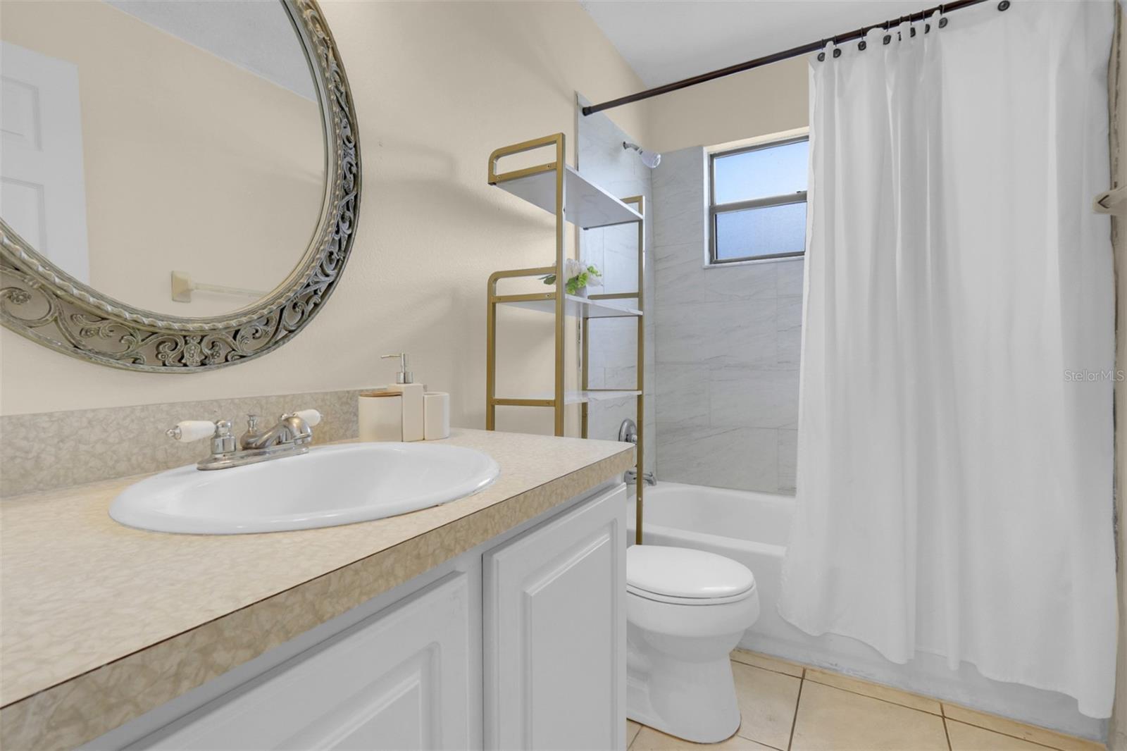VILLAS AT SHADOW BAY PH 6 ADD CONDO - Residential