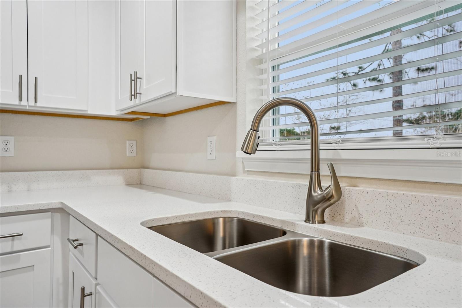 CITRUS SPGS UNIT 27 - Residential