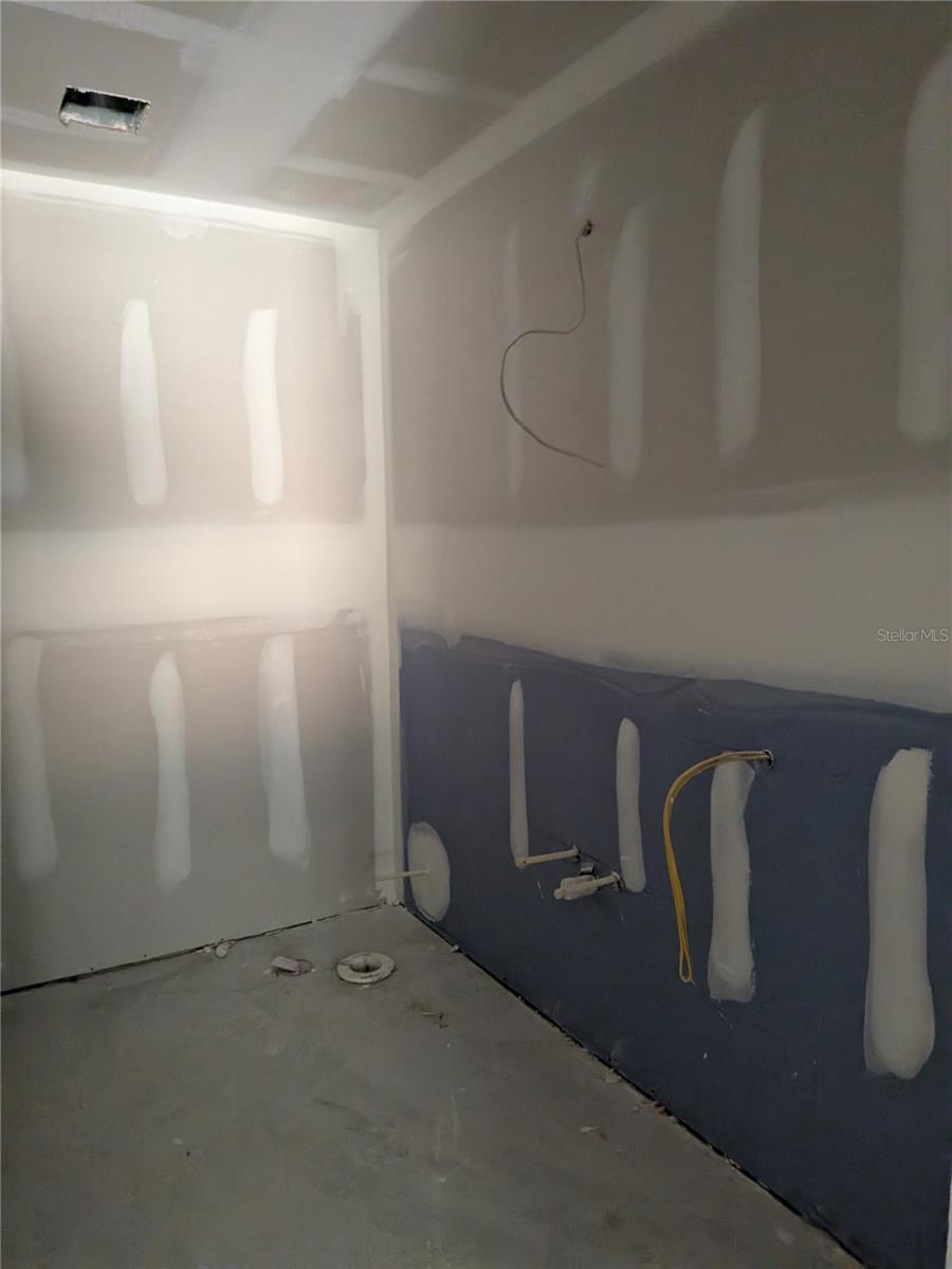 CITRUS SPGS UNIT 27 - Residential