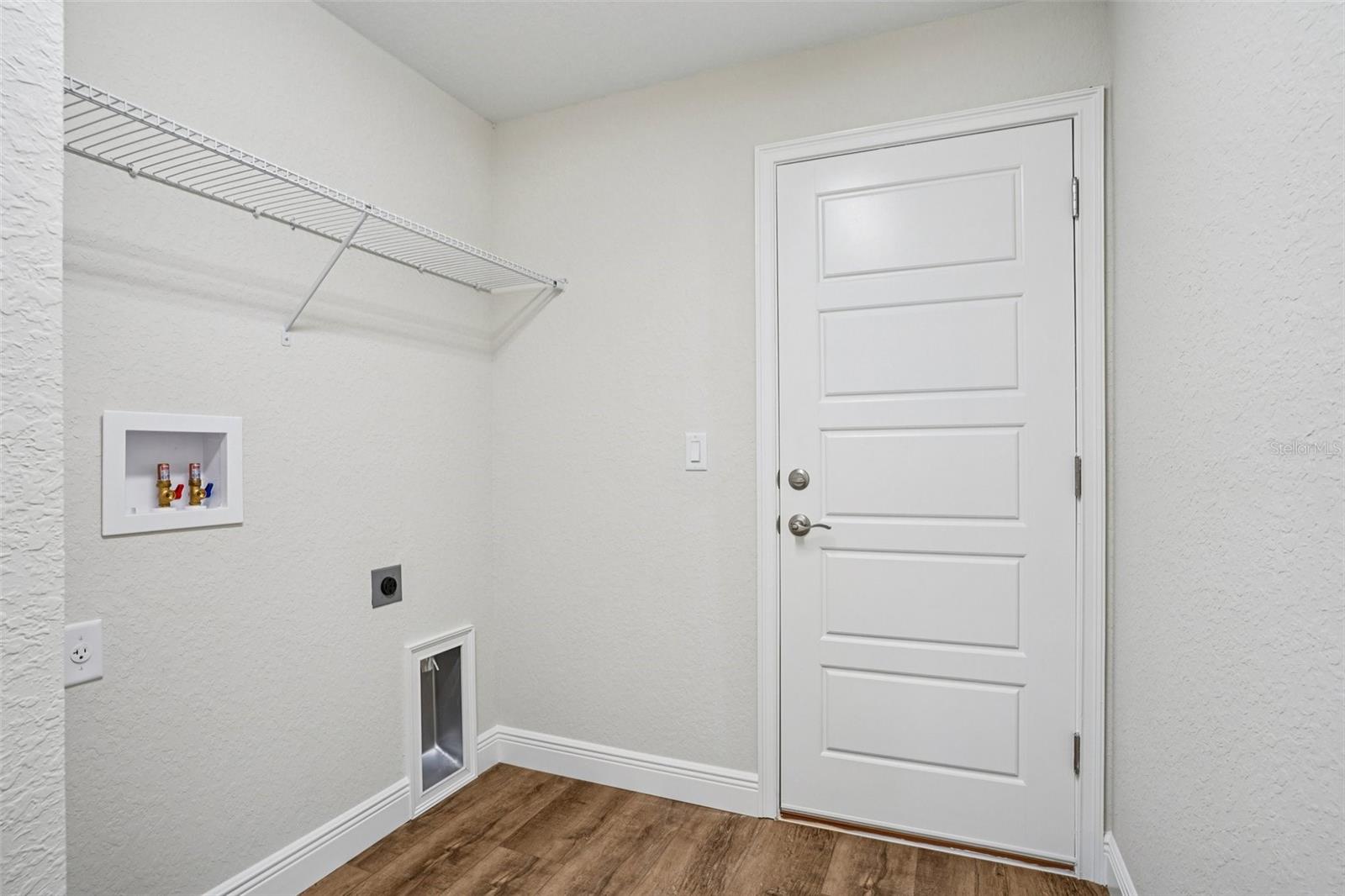 CITRUS SPGS UNIT 27 - Residential