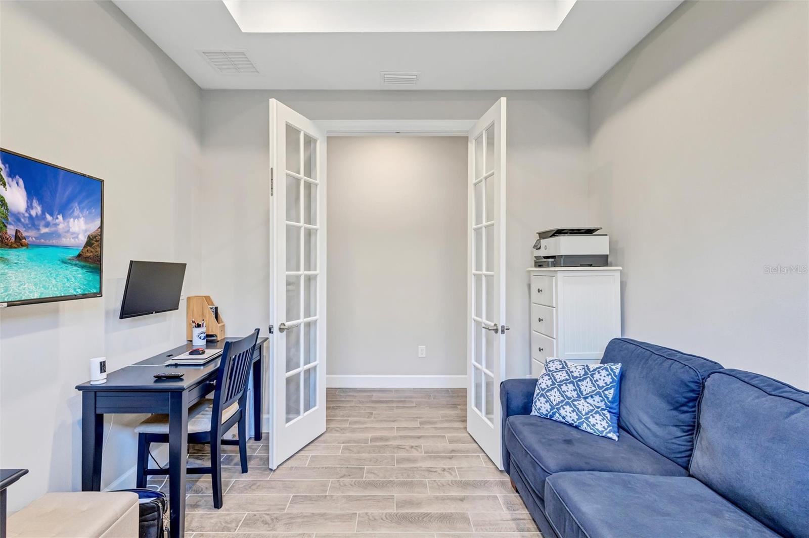 AZARIO ESPLANADE PH III SUBPH D - Residential