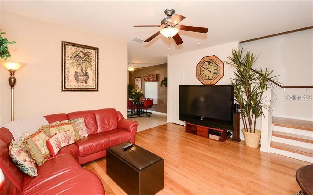 Photo 3 of 32 of 7685 PLANTATION CIRCLE B townhome