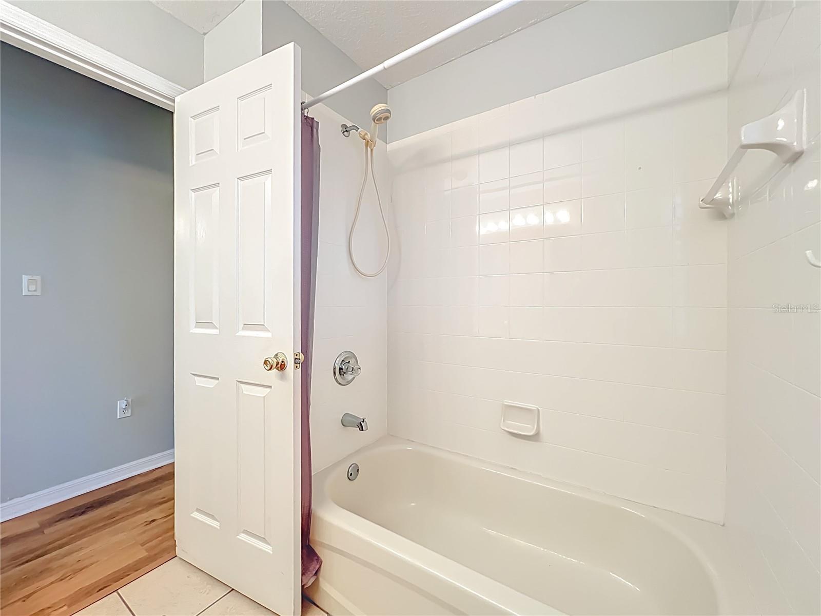 FAIRWAYS AT MT PLYMOUTH PH 03 LT 115 PB 04 - Residential