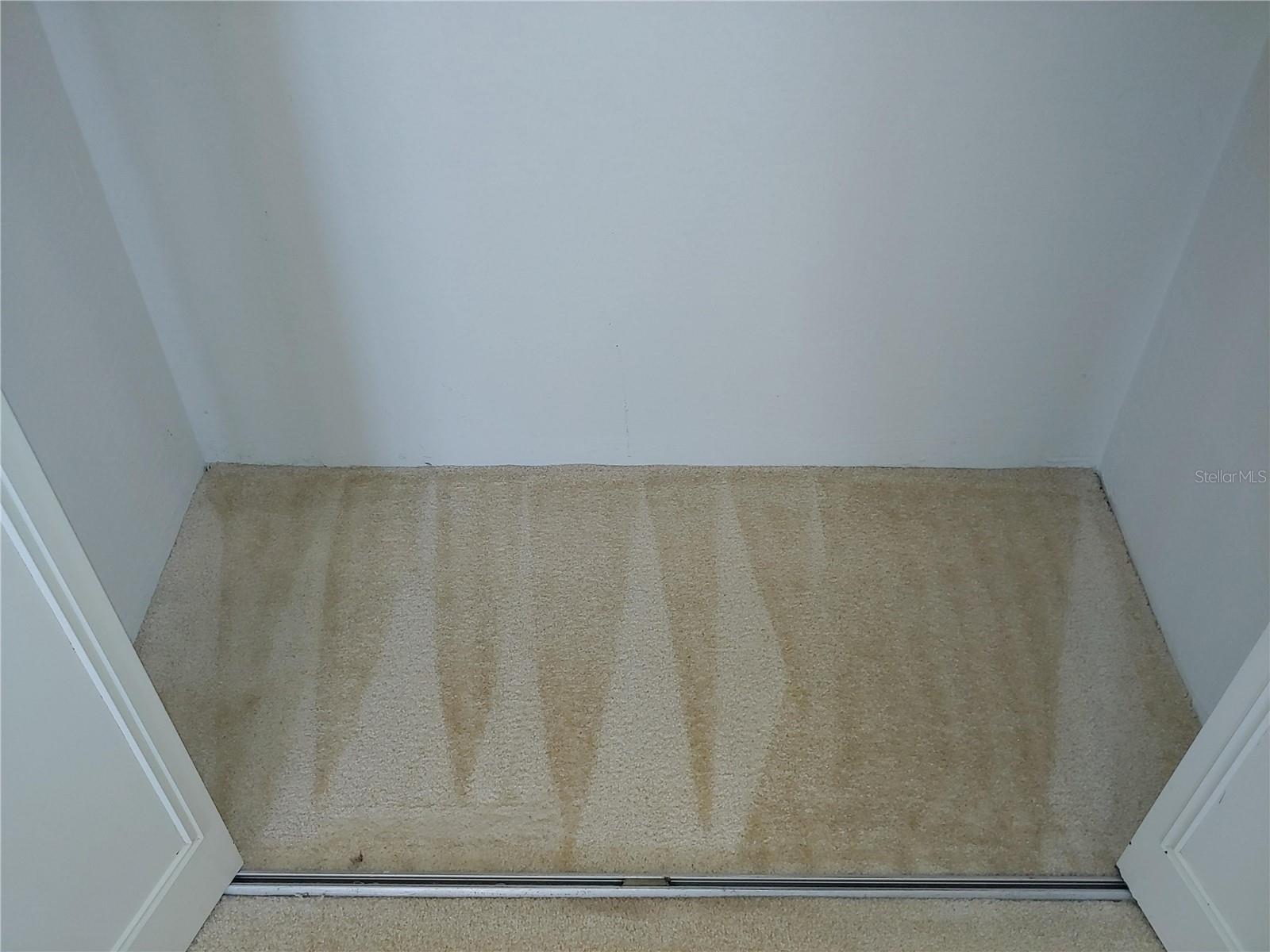 89 OCEANFRONT CONDO - Residential