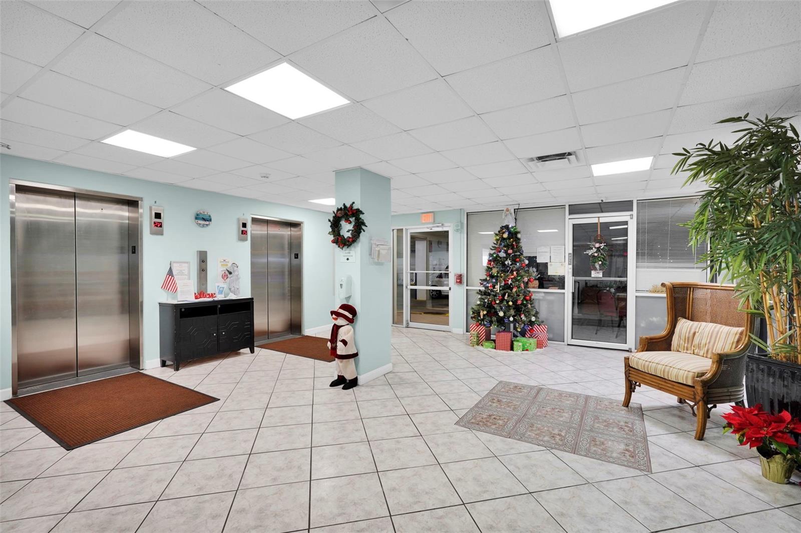 89 OCEANFRONT CONDO - Residential