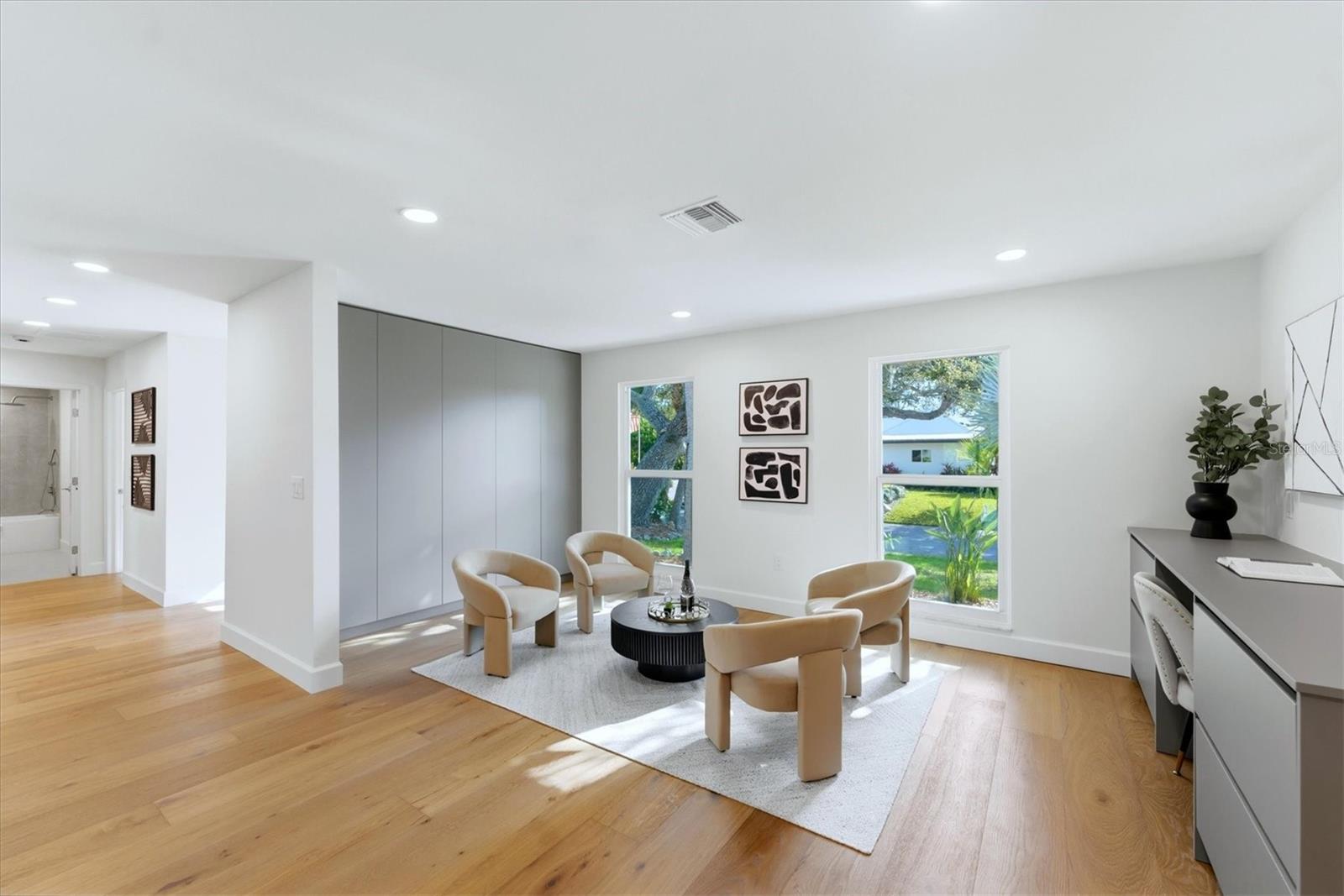 SIESTA BEACH - Residential