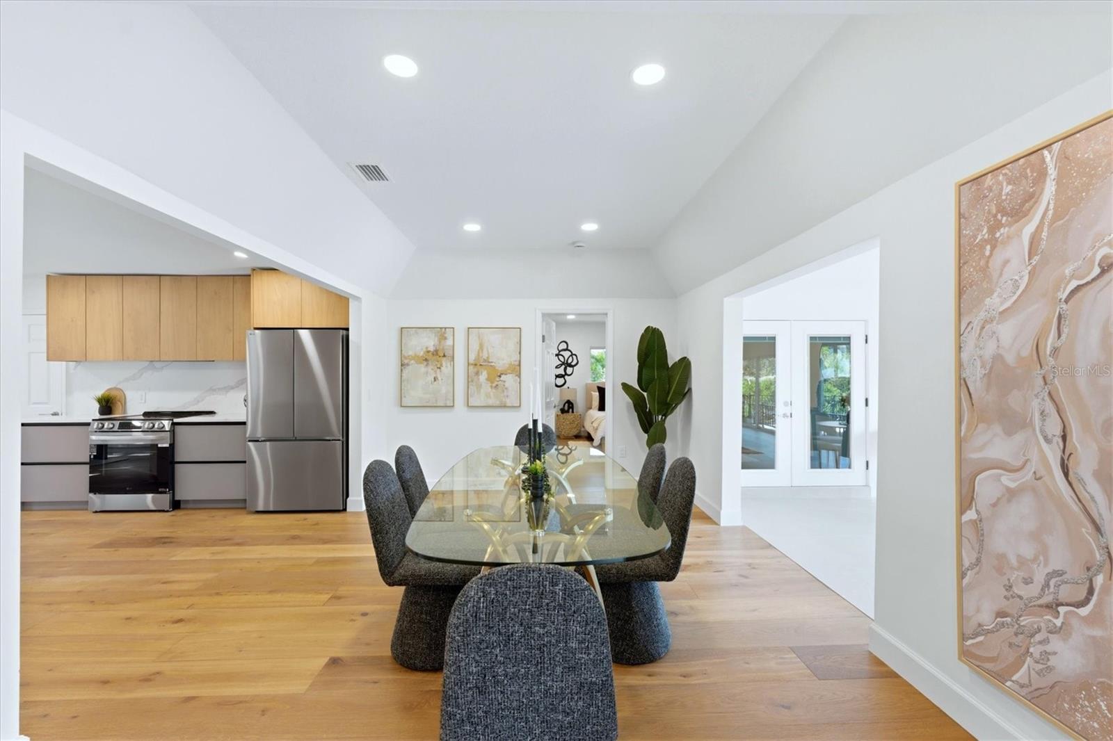 SIESTA BEACH - Residential