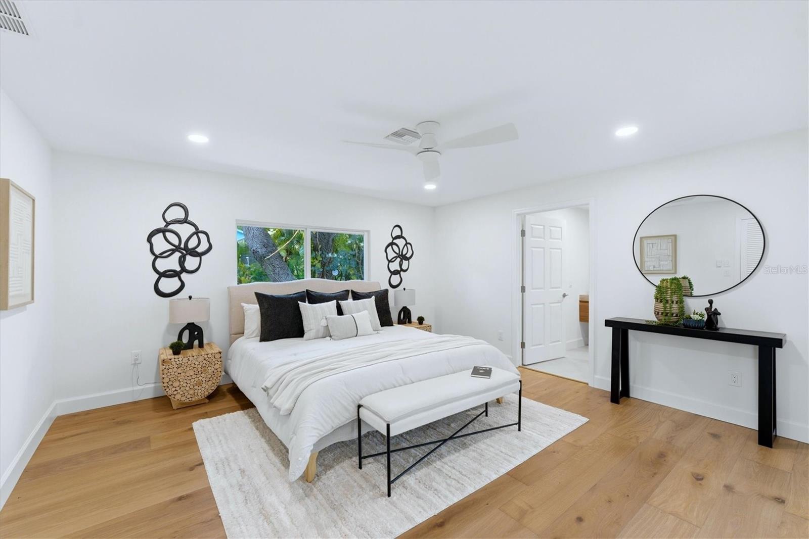 SIESTA BEACH - Residential