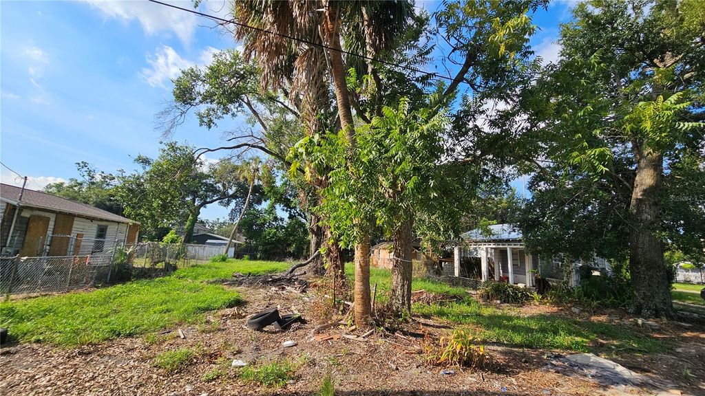 Photo of 2603 E 23rd Avenue, Tampa, FL 33605 (MLS # TB8422197)