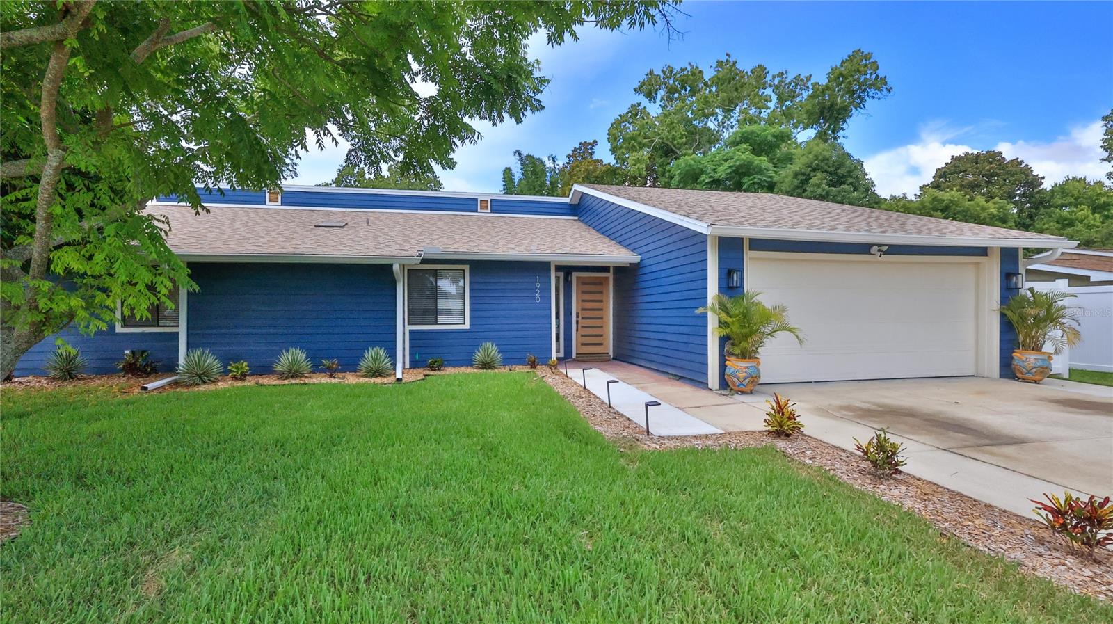 Florida Shores 01 - Residential