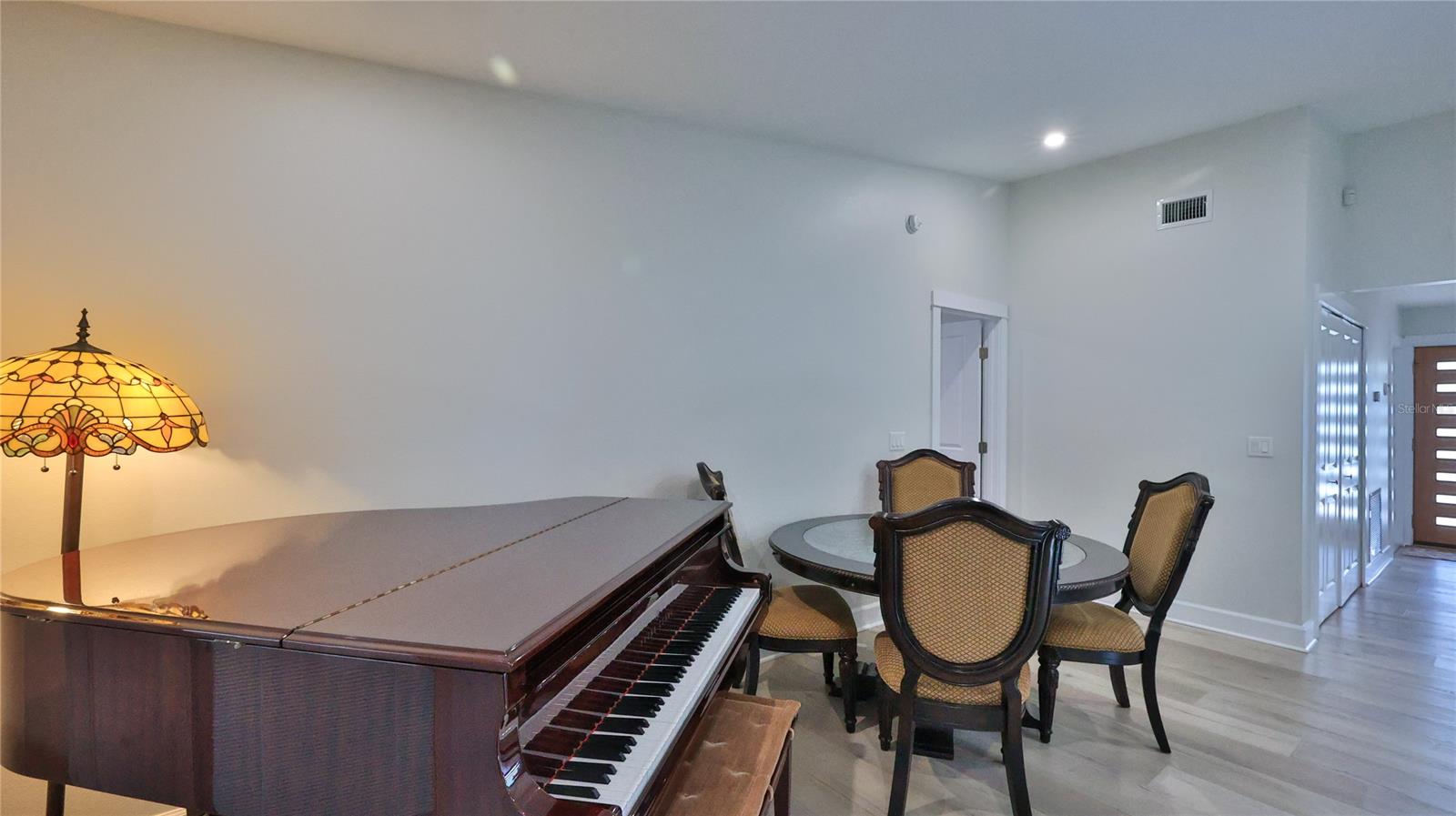 Florida Shores 01 - Residential