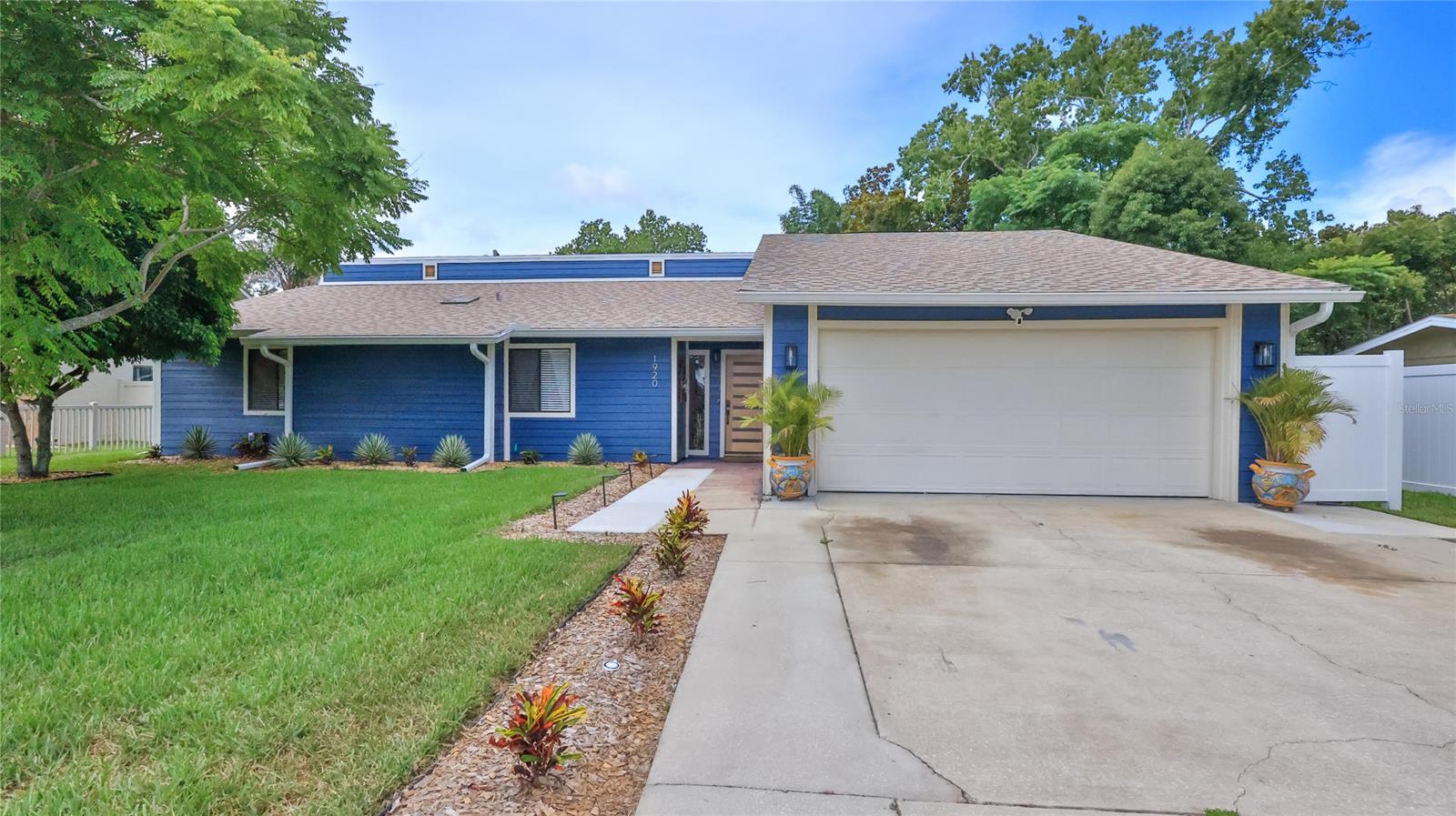 Florida Shores 01 - Residential