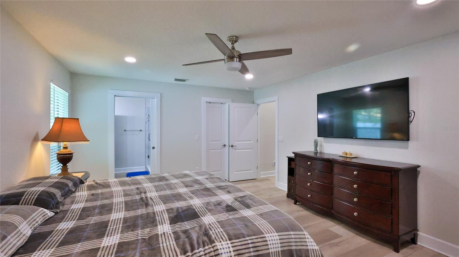 Florida Shores 01 - Residential