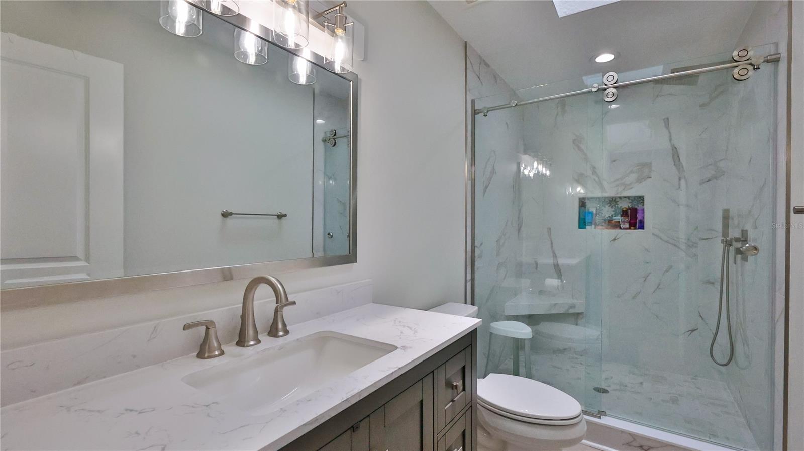 Florida Shores 01 - Residential