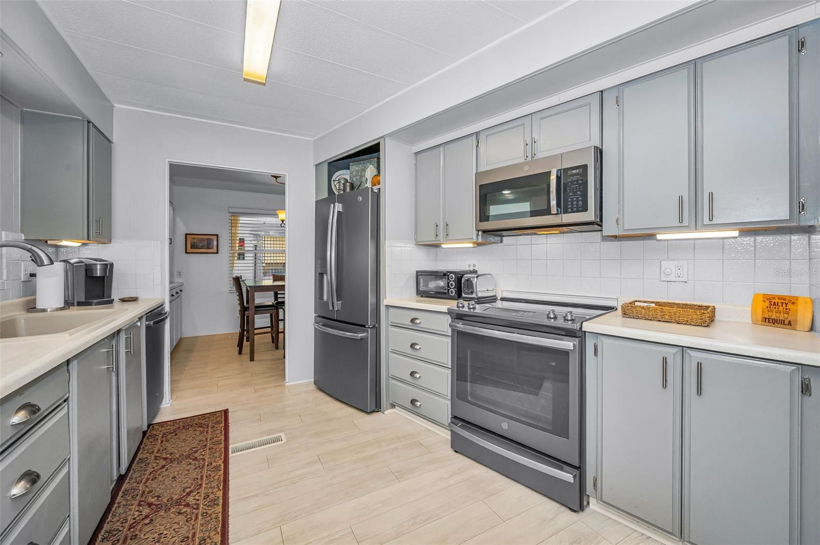 TANGLEWOOD MOBILE VILLAGE - Residential