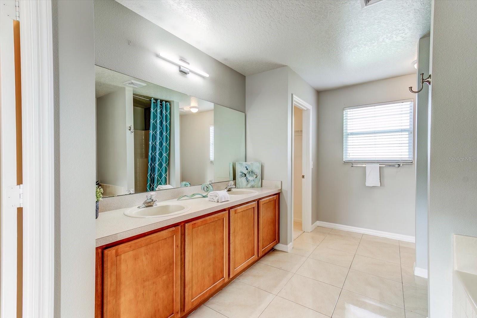 WATERFORD CHASE EAST - Residential