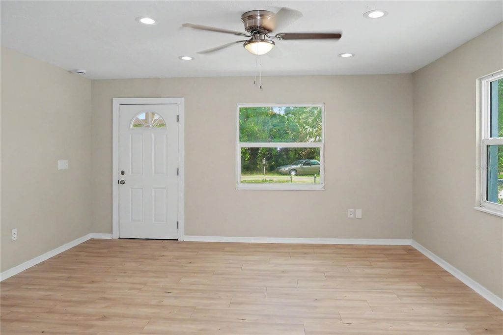 Photo of 5511 13th Street E, Bradenton, FL 34203 (MLS # TB8495324)