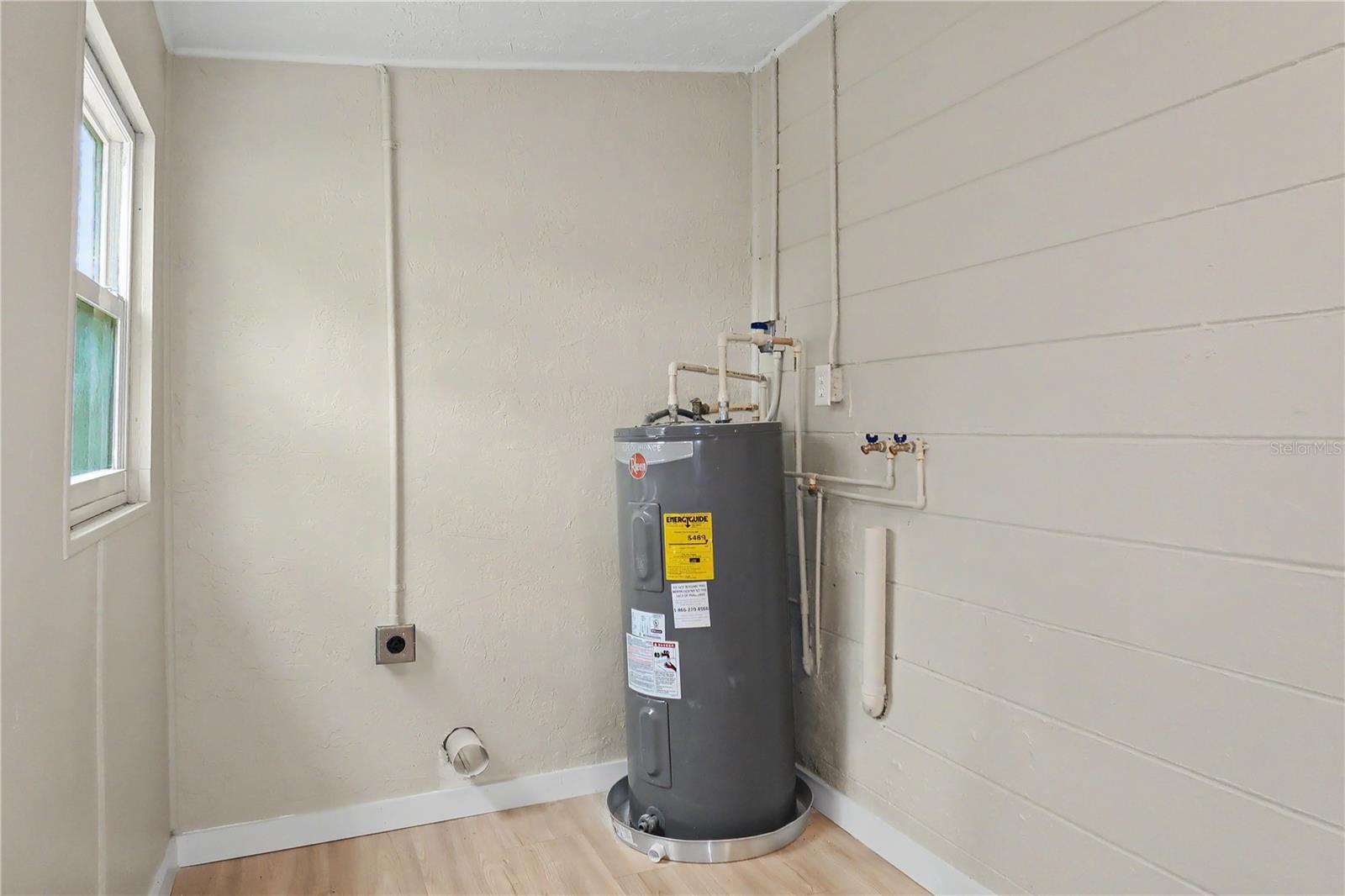 WALTON - Residential Income