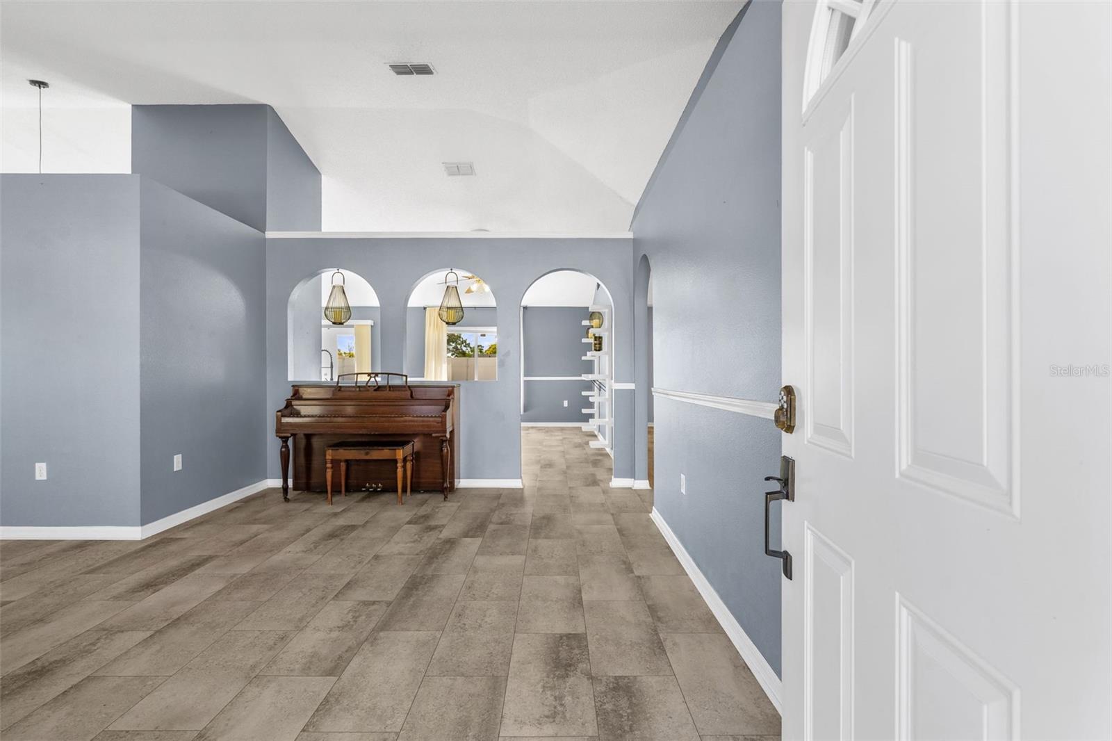 SPRING HILL - Residential