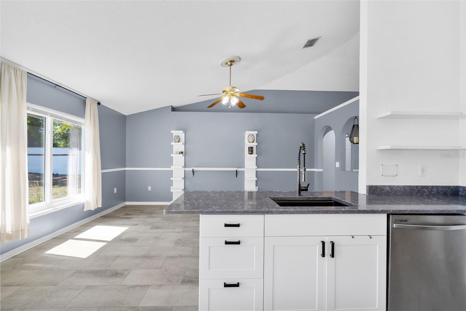 SPRING HILL - Residential