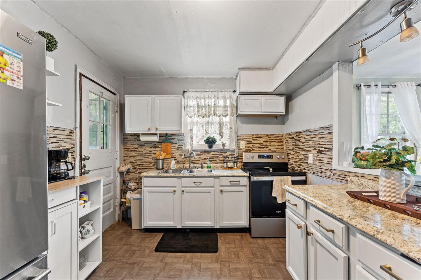 NORTH BROOKSIDE R/P - Residential