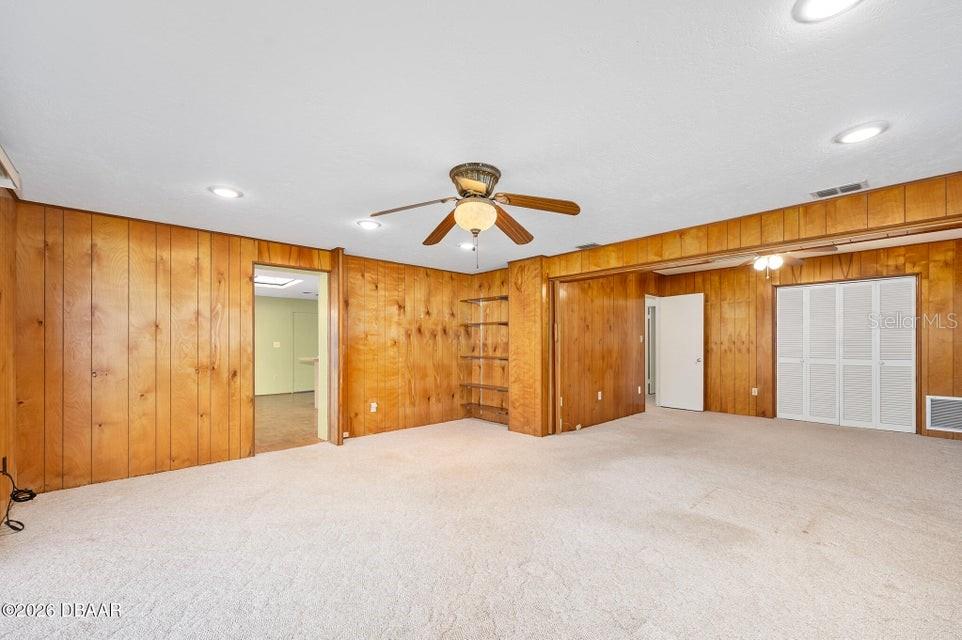 ORMOND BEACH PLAZA - Residential