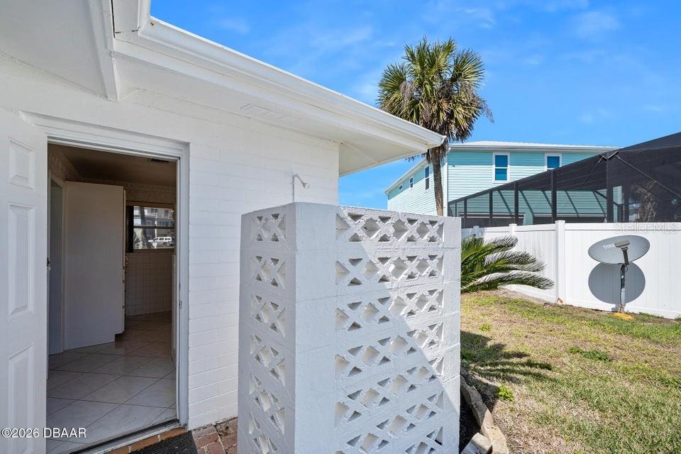 ORMOND BEACH PLAZA - Residential