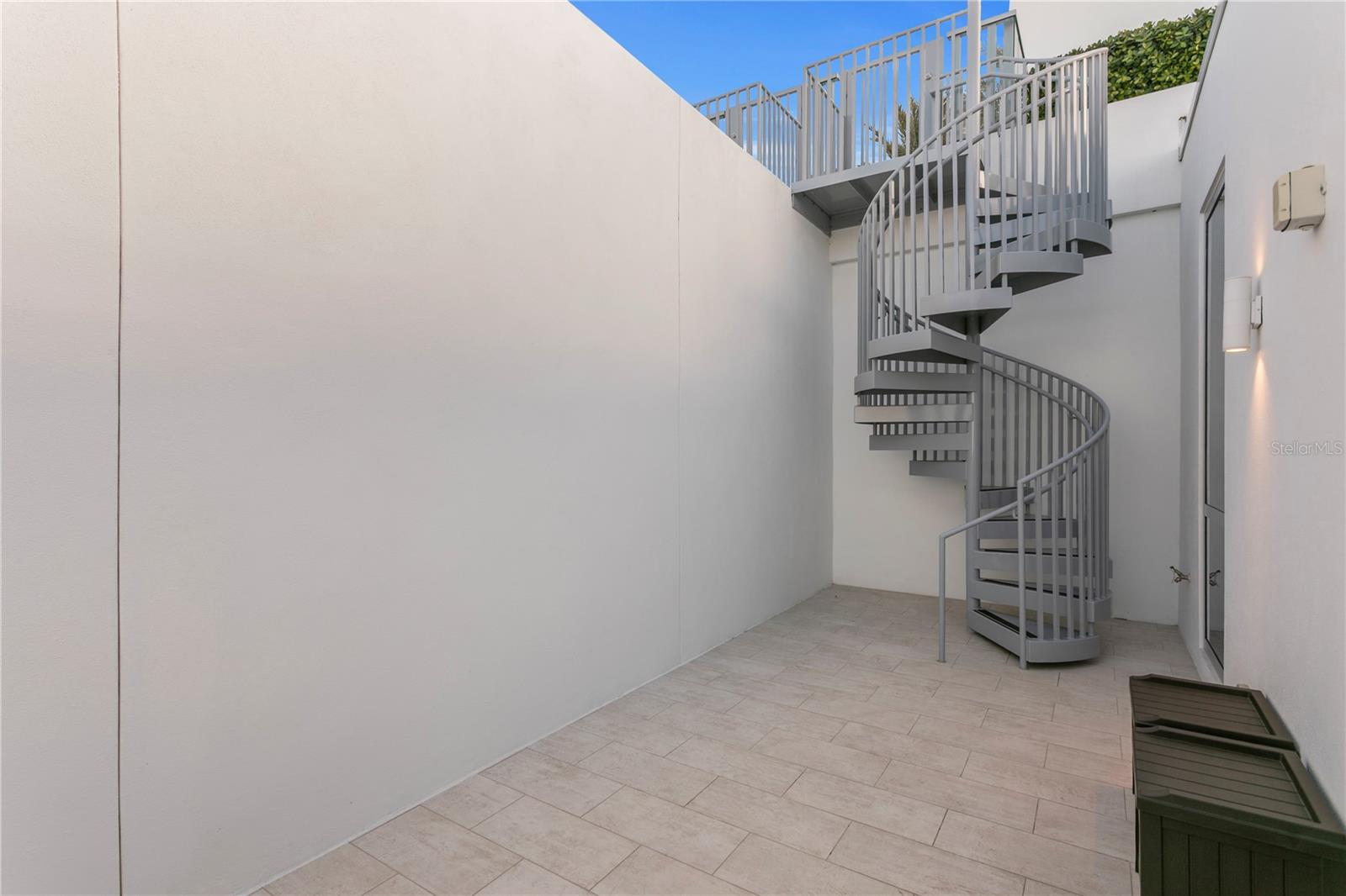 MARINA POINTE EAST - Residential