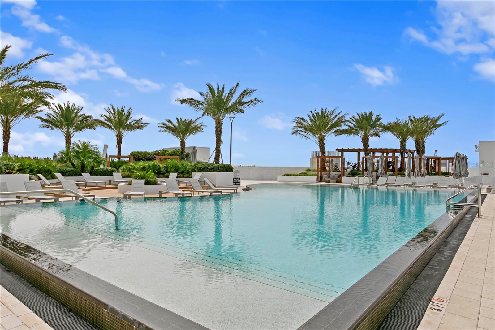 MARINA POINTE EAST - Residential