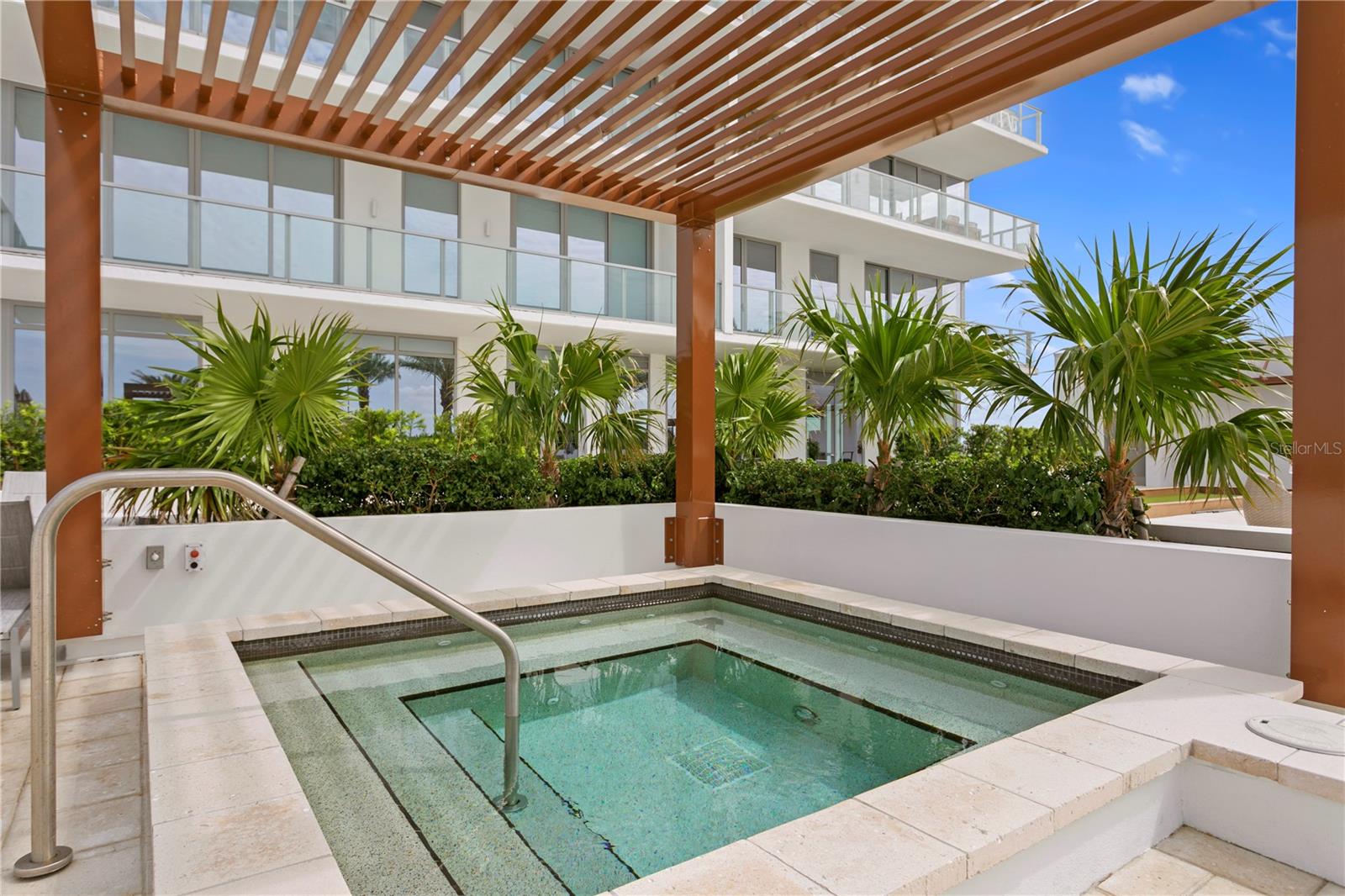 MARINA POINTE EAST - Residential