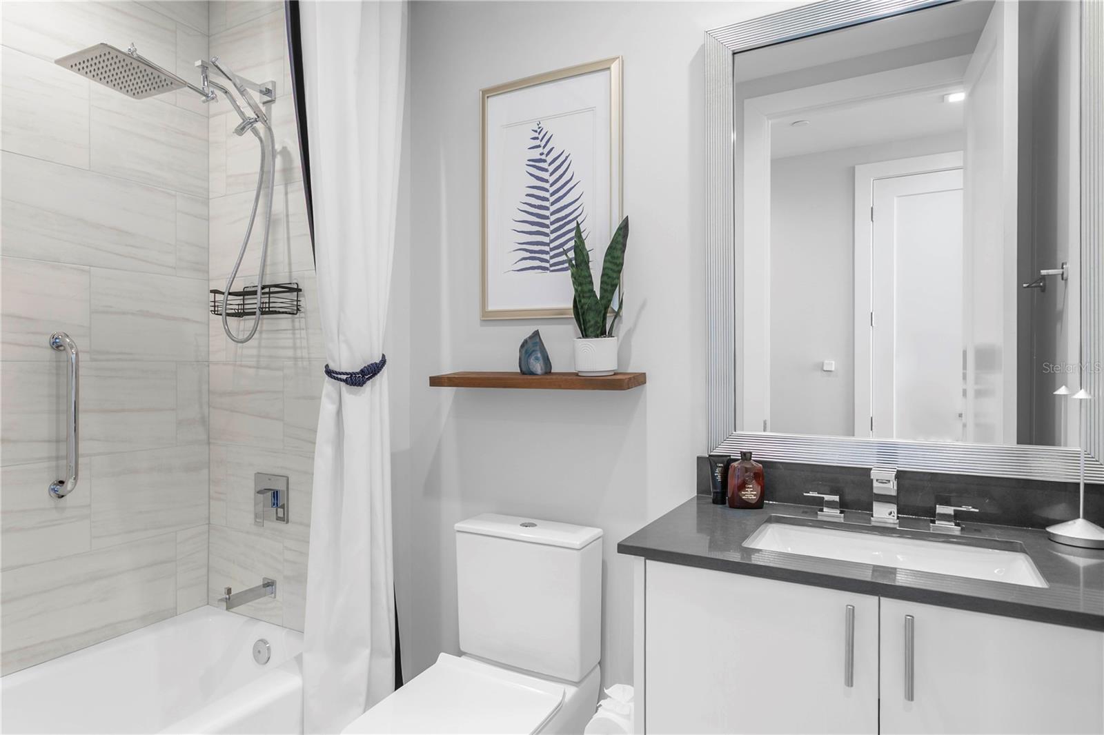 MARINA POINTE EAST - Residential