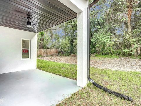 A home in DELAND