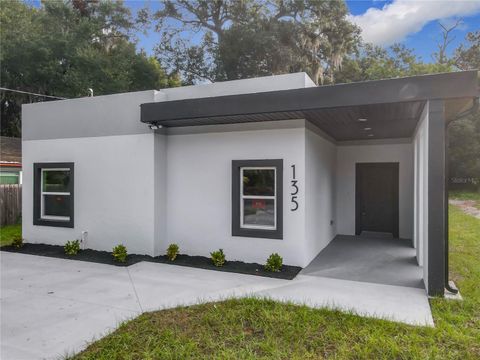 135 S CHANDLER AVENUE DELAND FL 32724