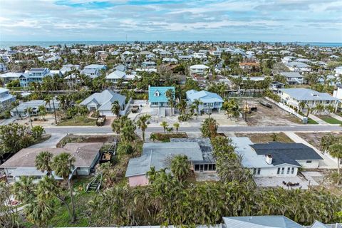 A home in ANNA MARIA