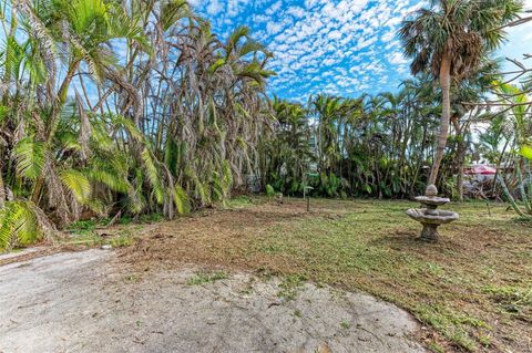 A home in ANNA MARIA