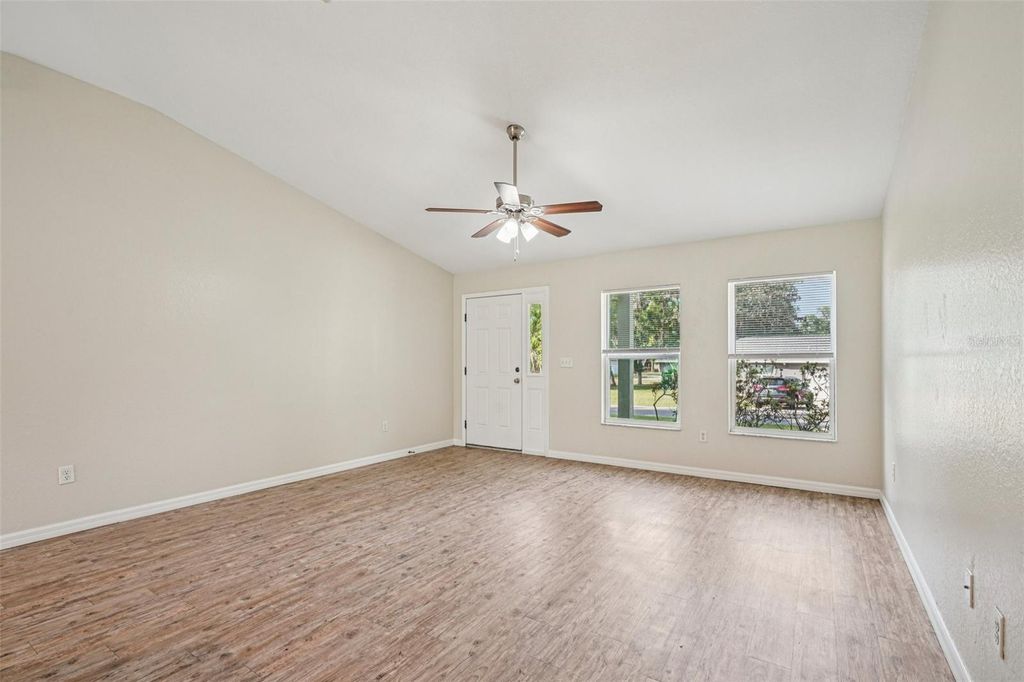 Photo of 40 Juniper Trail, Ocala, FL 34480 (MLS # OM721986)