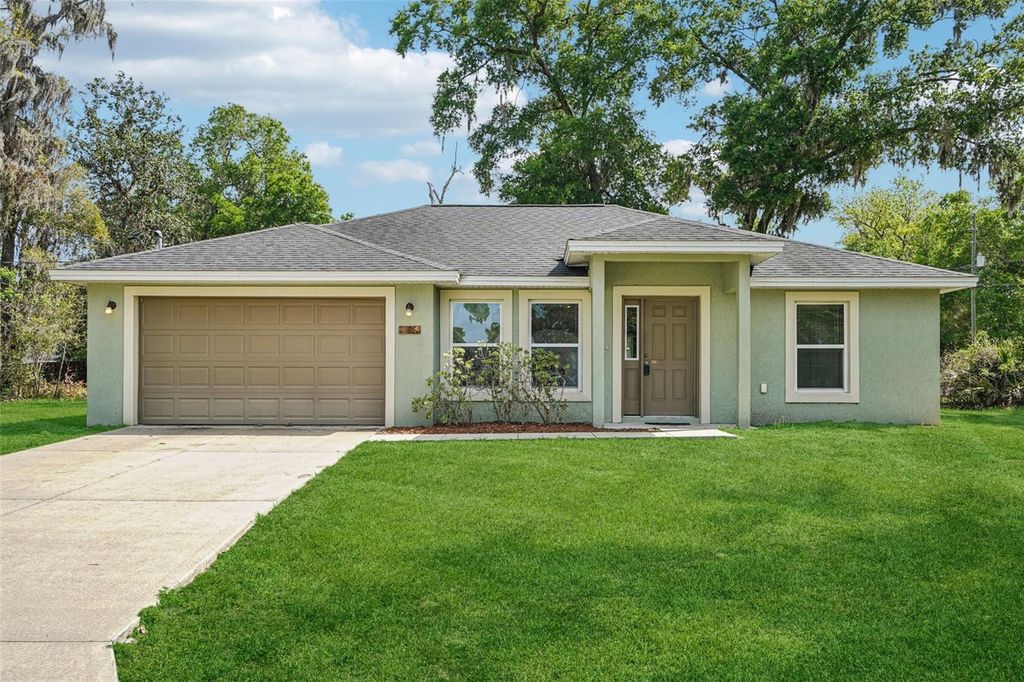 Photo of 40 Juniper Trail, Ocala, FL 34480 (MLS # OM721986)