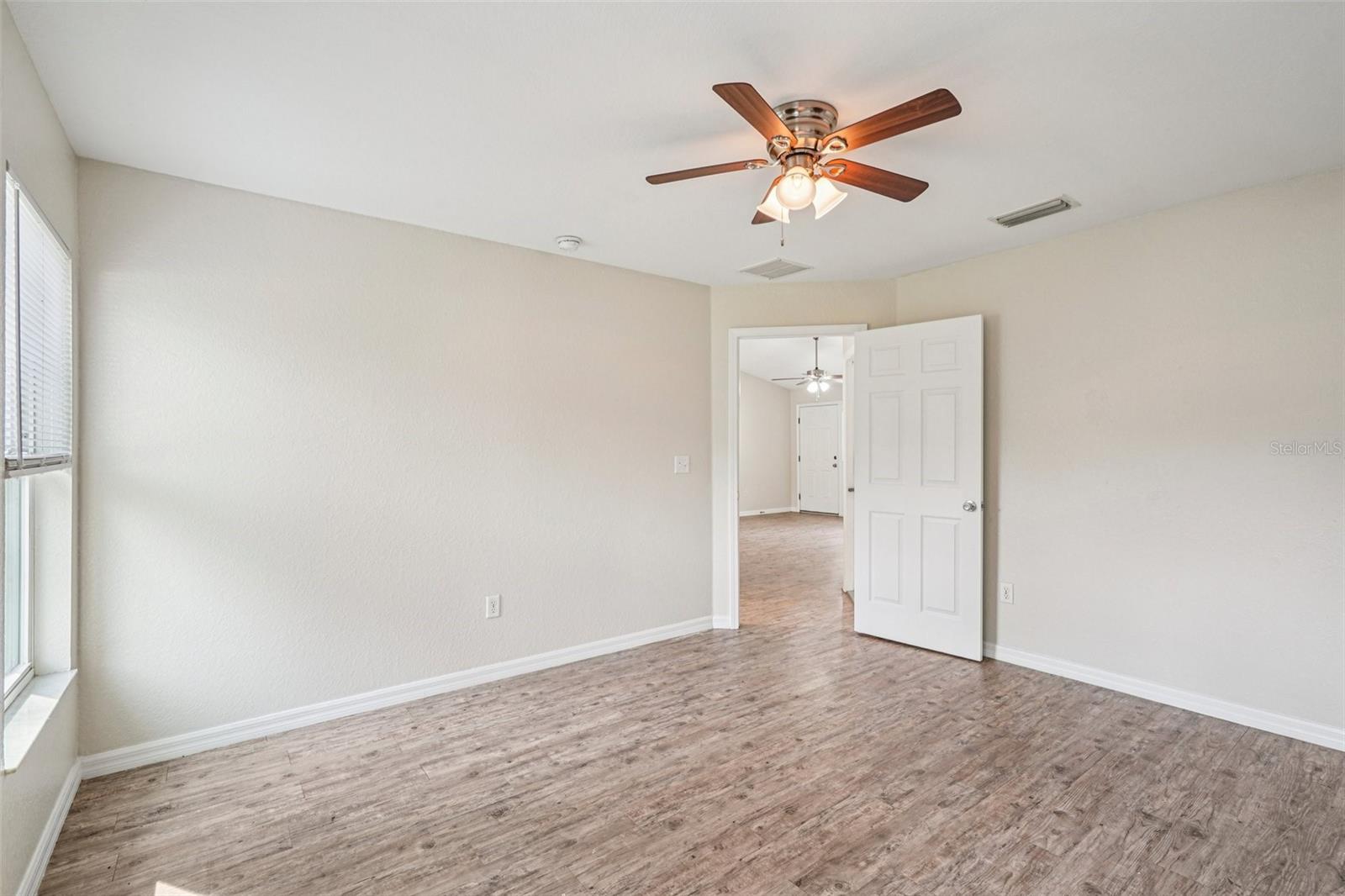 SILVER SPGS SHORES UN 25 - Residential