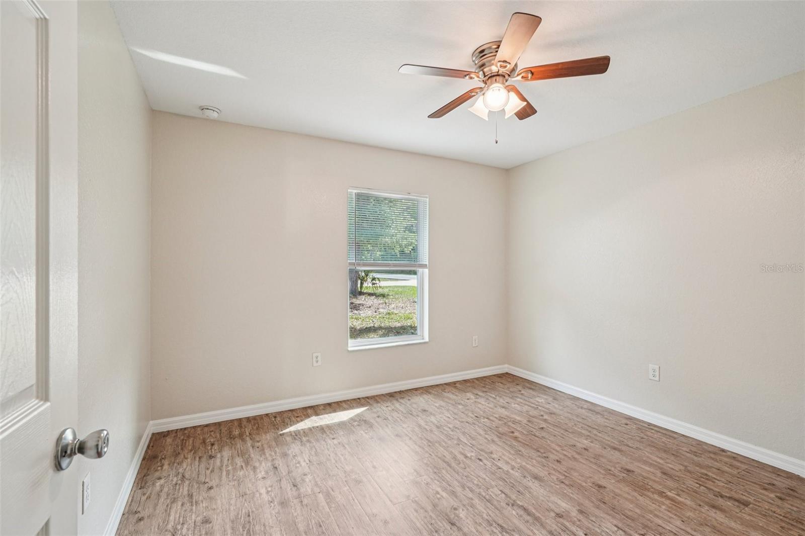 SILVER SPGS SHORES UN 25 - Residential