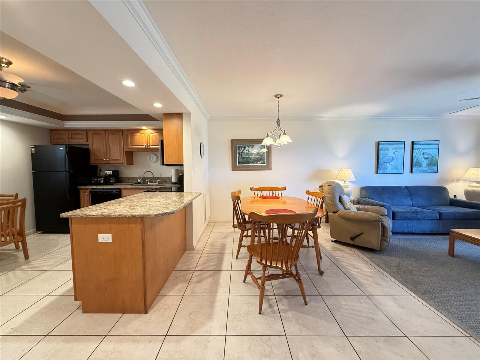 WIN SAN CLUB CONDO - Residential