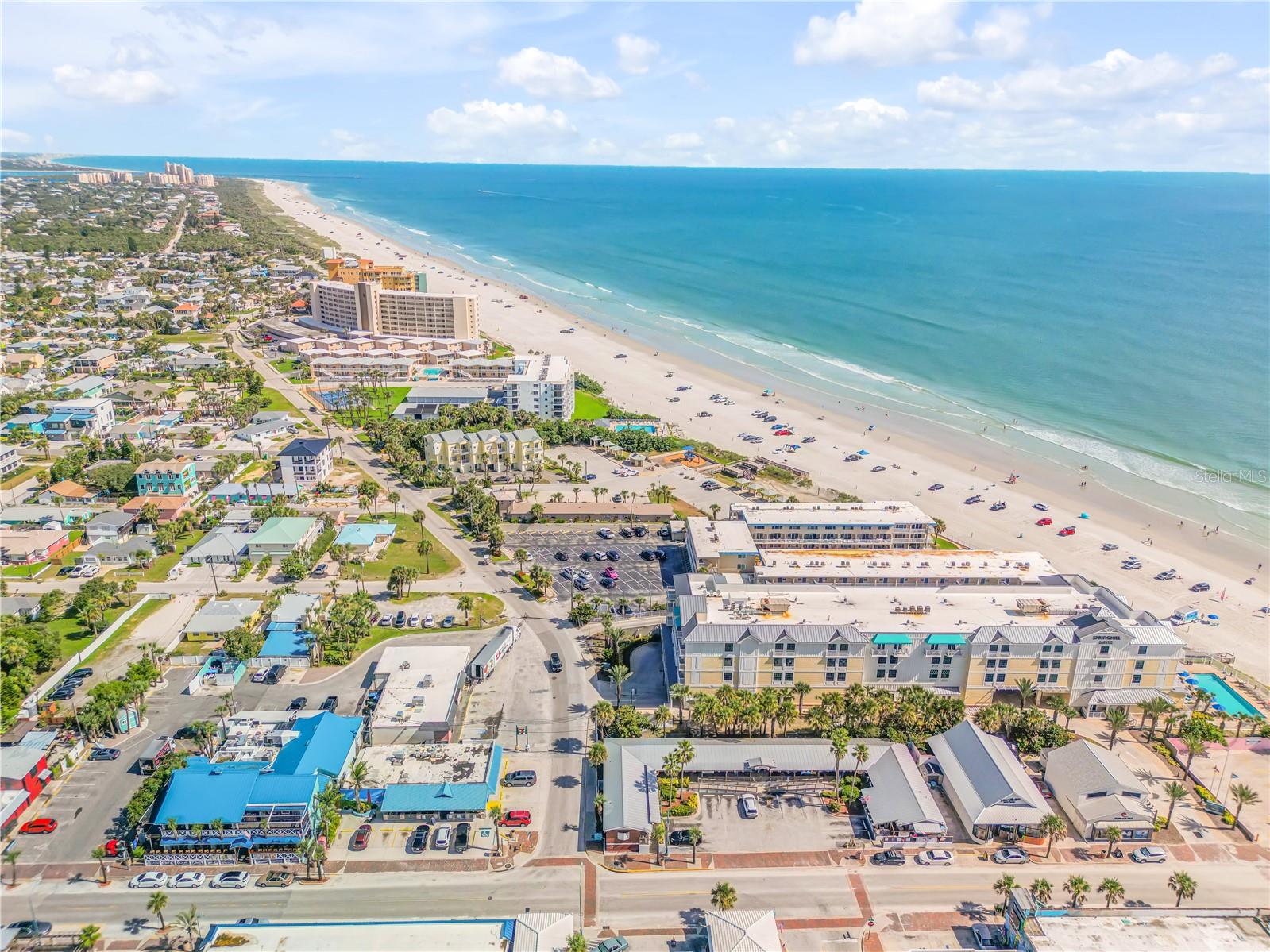 WIN SAN CLUB CONDO - Residential