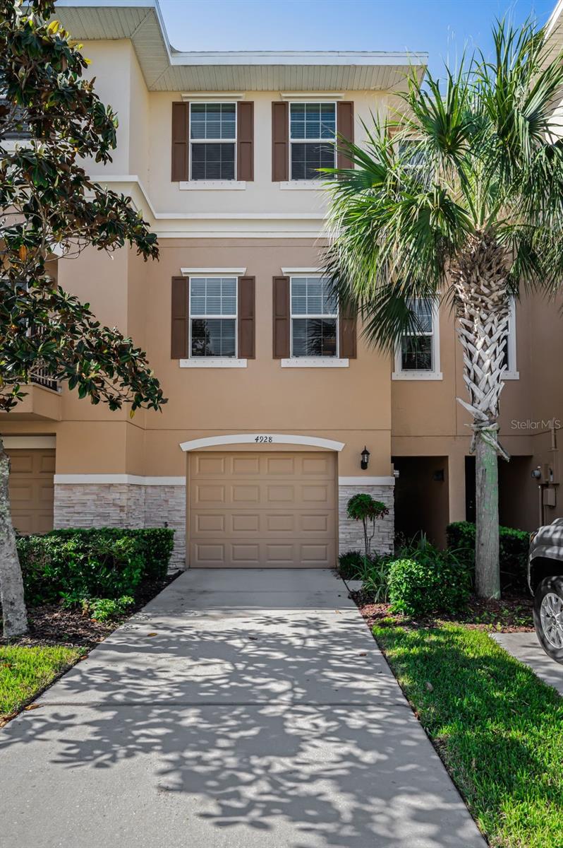 4928 HAMMERHEAD DRIVE