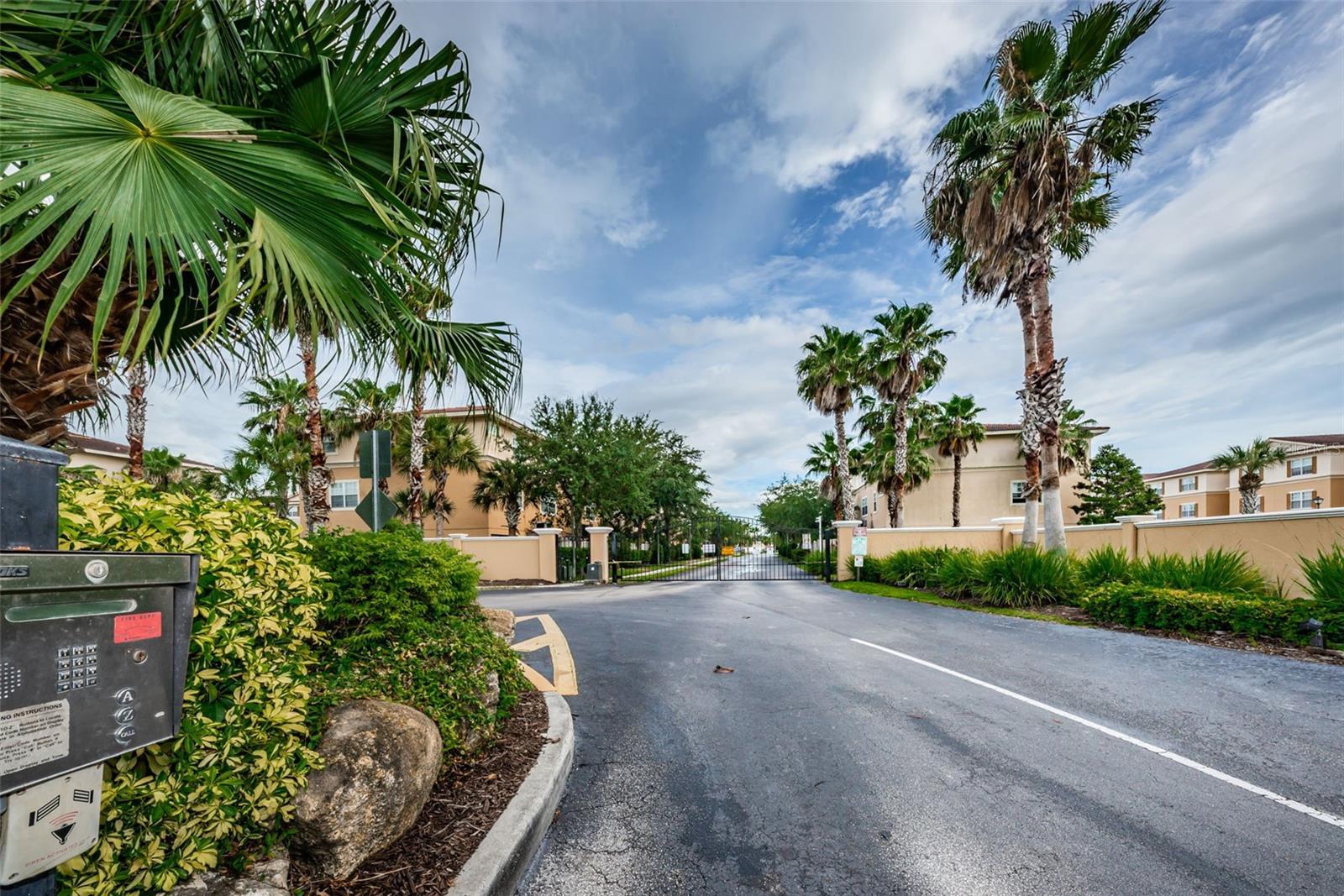 SEA FOREST BEACH CLUB TWNHM - Residential