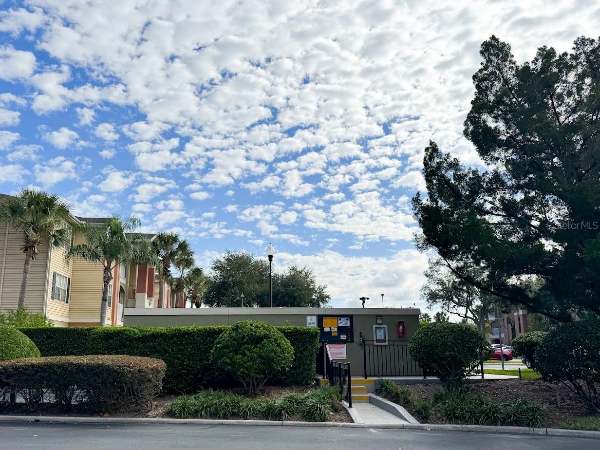 VILLAS AT LAKESIDE A CONDO - Residential