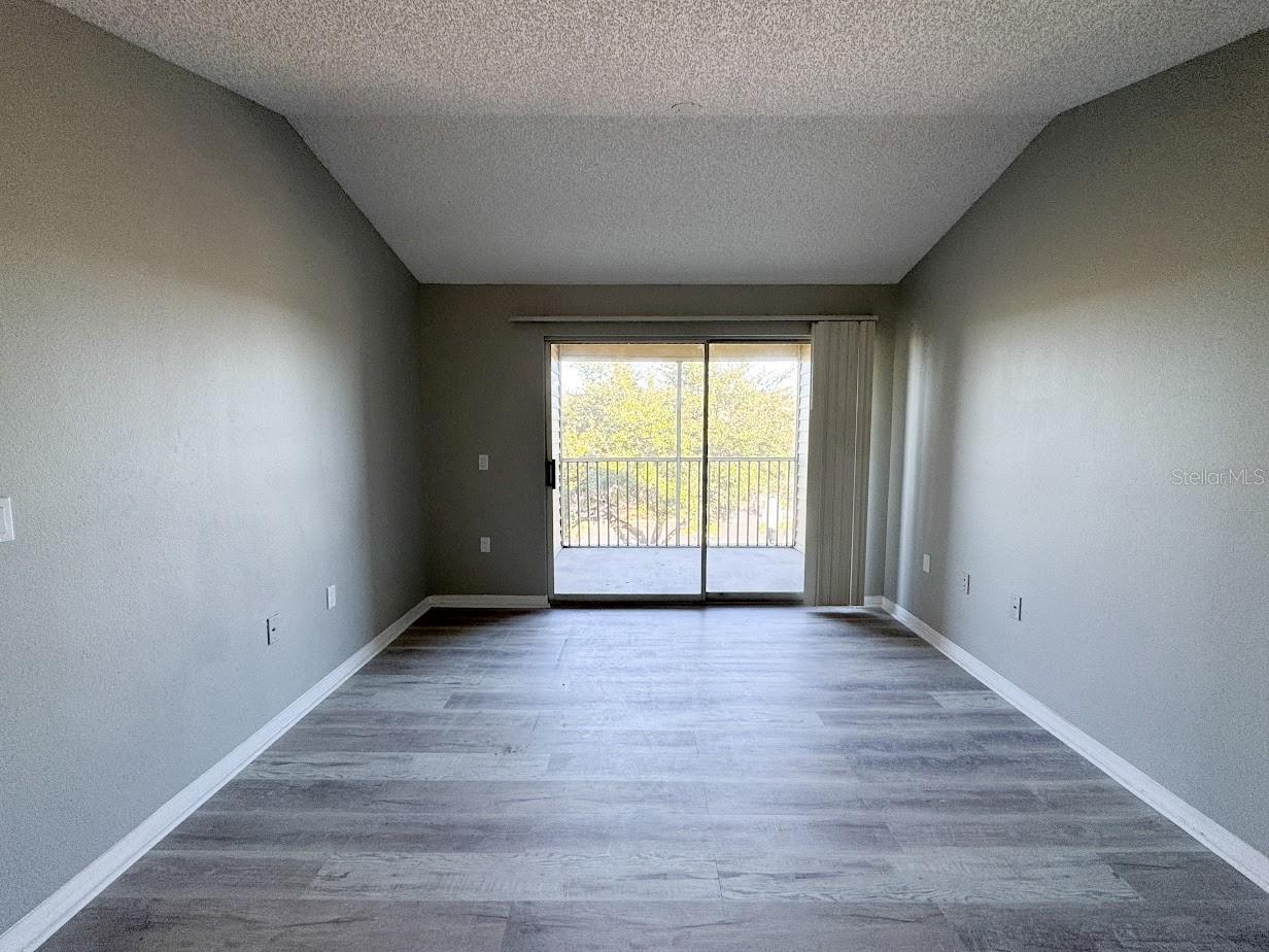 VILLAS AT LAKESIDE A CONDO - Residential