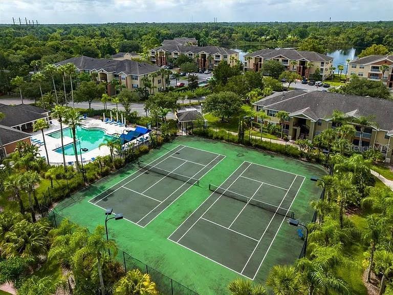 VILLAS AT LAKESIDE A CONDO - Residential