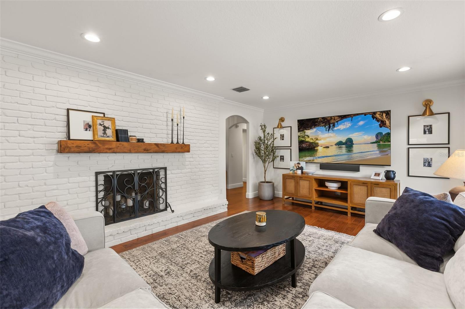 DOMMERICH ESTATES 3RD ADD MAITLAND - Residential