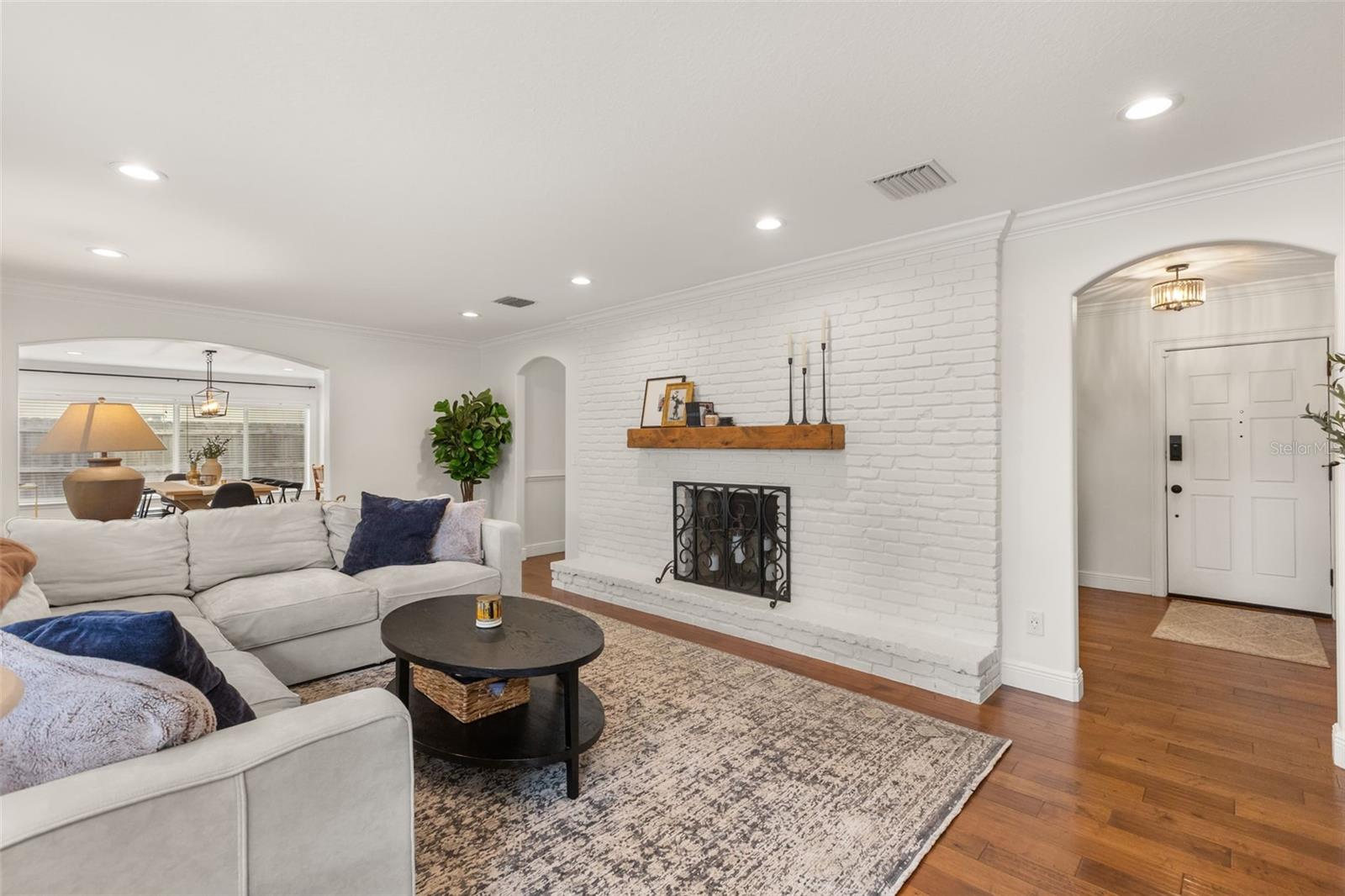 1851 HURON TRAIL