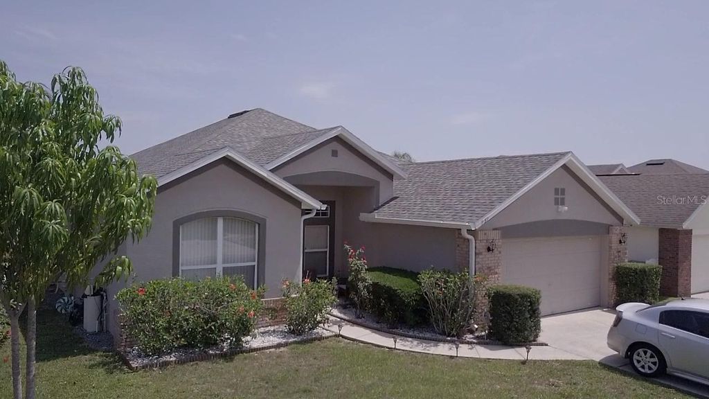 Photo of 939 Jaybee Avenue, Davenport, FL 33897 (MLS # S5127560)