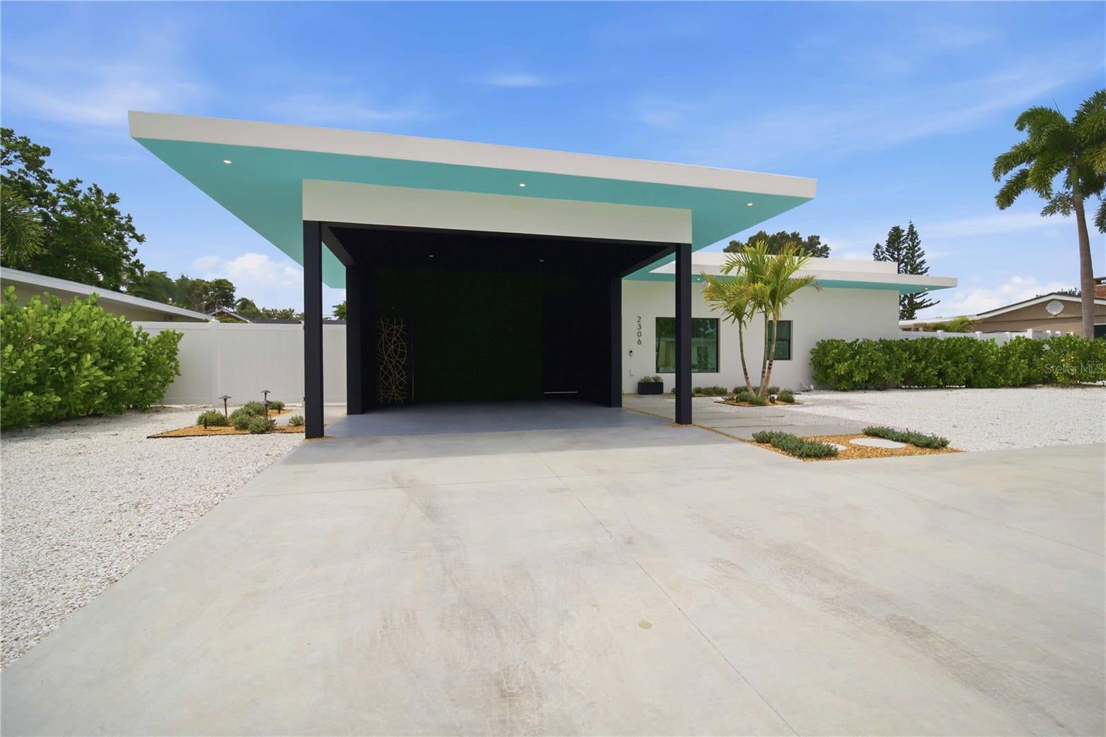 2306 VALENCIA DRIVE
